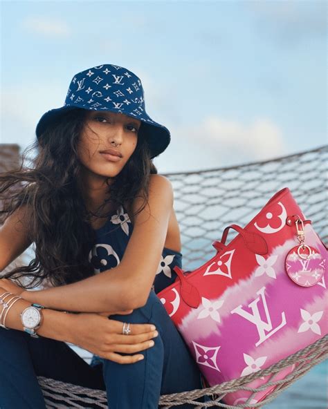 louis vuitton escale summer 2020|Louis Vuitton escale review.